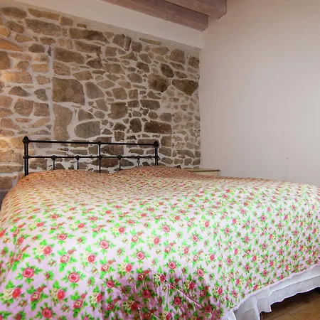 Estate In Roussines Near Golf De La Preze, Cleaning Included Roussines