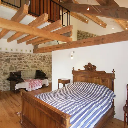Estate In Roussines Near Golf De La Preze, Cleaning Included Σπίτι διακοπών *